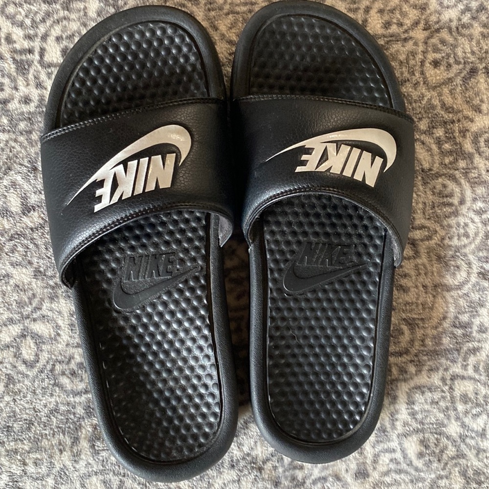 Nike slides